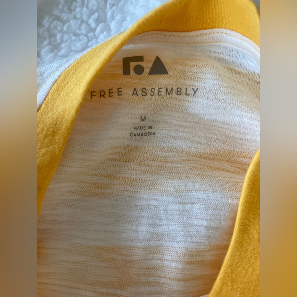Free Assembly Oversized tee - Picture 3 of 3